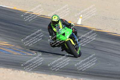 media/Nov-15-2024-CVMA Friday Practice (Fri) [[b142d29251]]/4-Group 4 and Trackday/Session 2 (Turn 10)/